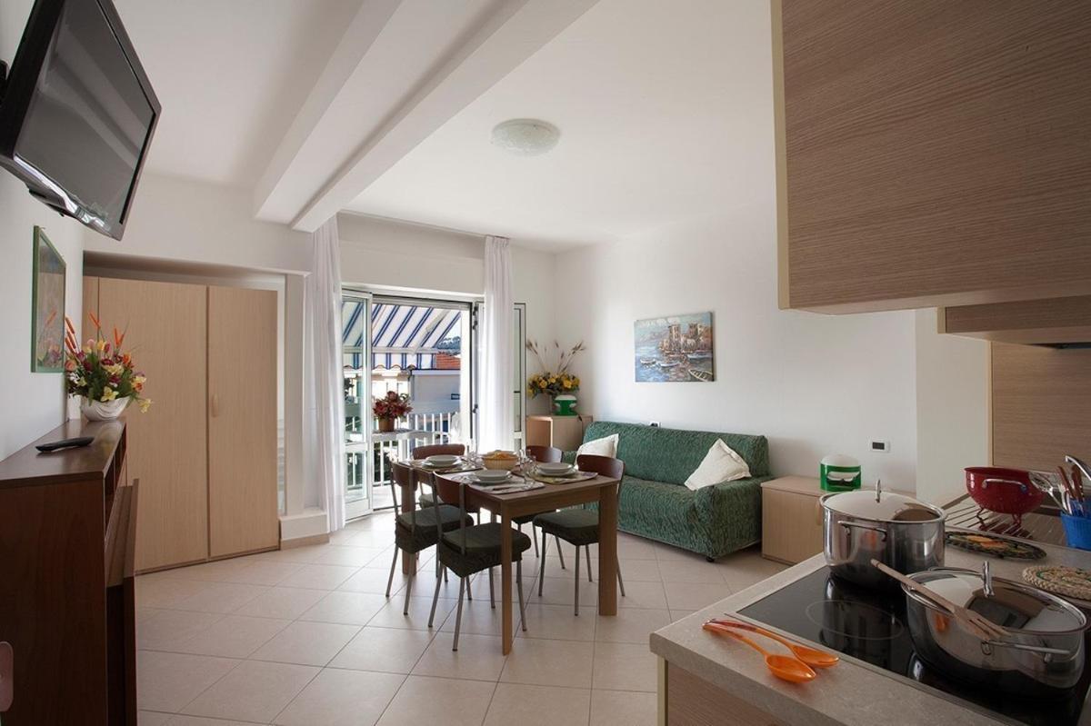 Aparthotel Casavacanze Internazionale Diano Marina